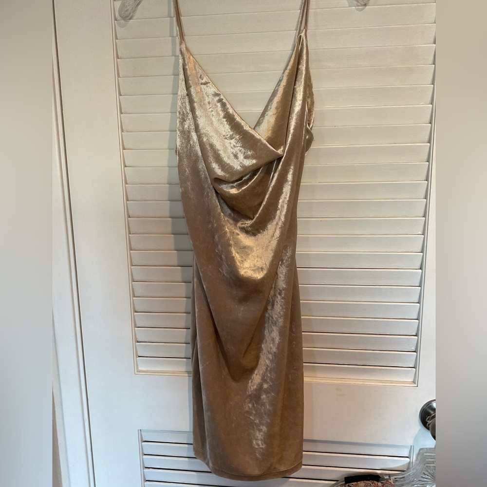 EUC Windsor Velvet dress, Medium